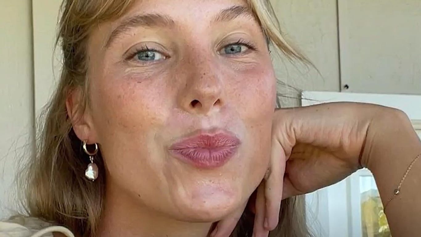 Courtney Ball postete auf Instagram und TikTok ungeschminkte Beiträge von sich. Die Reaktionen fielen zum Teil drastisch aus.