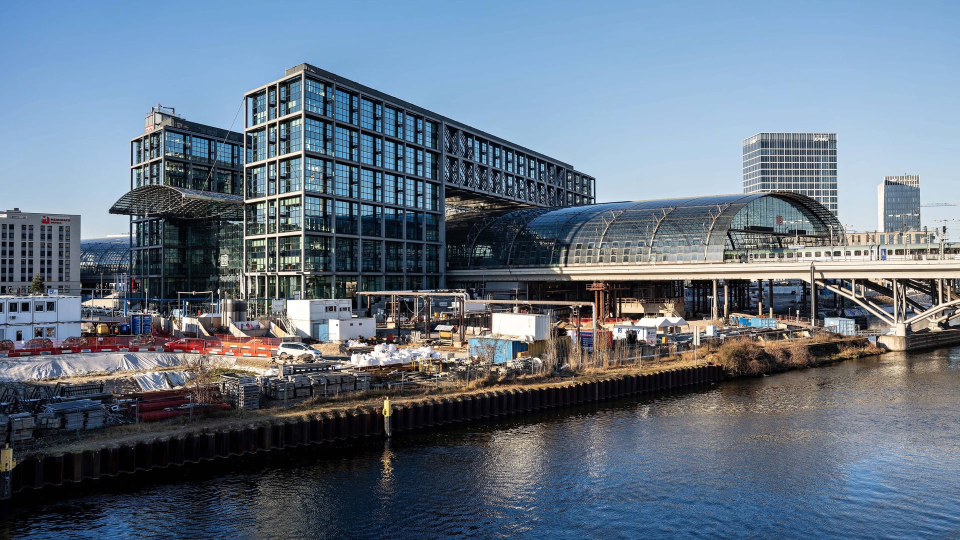 08.01.2024,Berlin,Außenansicht vom Hauptbahnhof