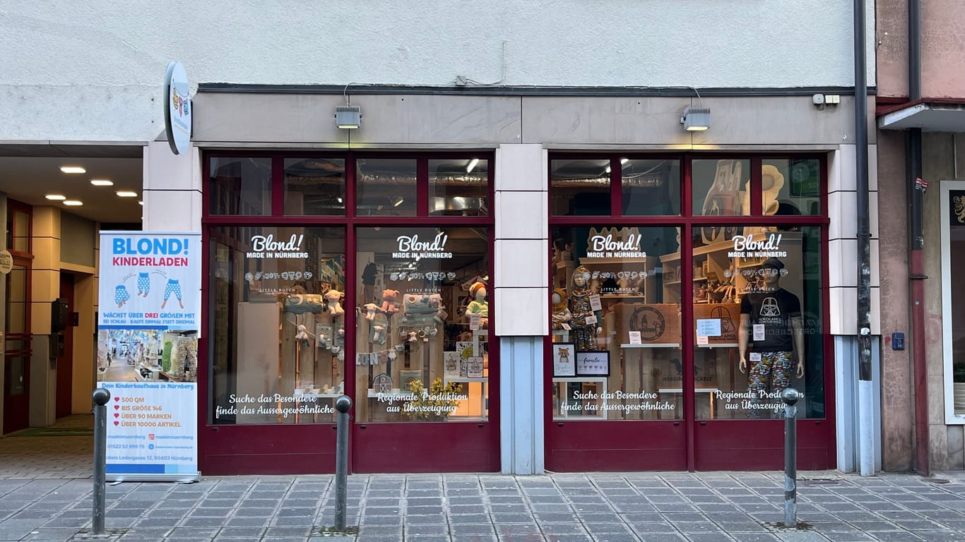 Der Kinderladen "Blond!": Hier verkauft Kerstin Brkasic-Bauer unter anderem in Nürnberg hergestellte Kinderkleidung.