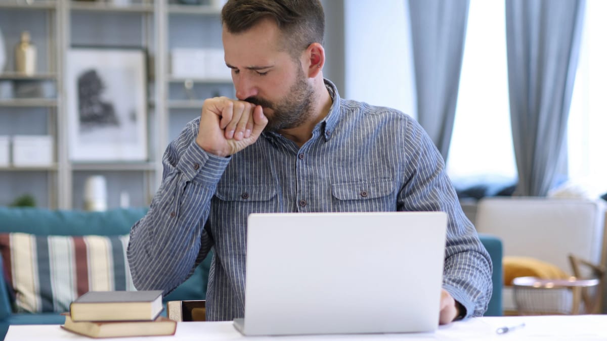 Husten geht nicht weg: Was das bedeutet und was Sie tun können