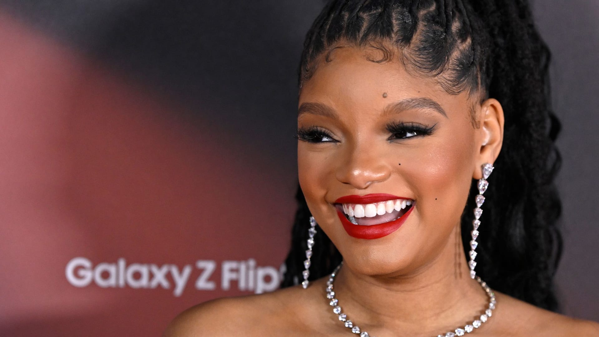 Halle Bailey: Die Disney-Schauspielerin brachte einen Sohn zur Welt.