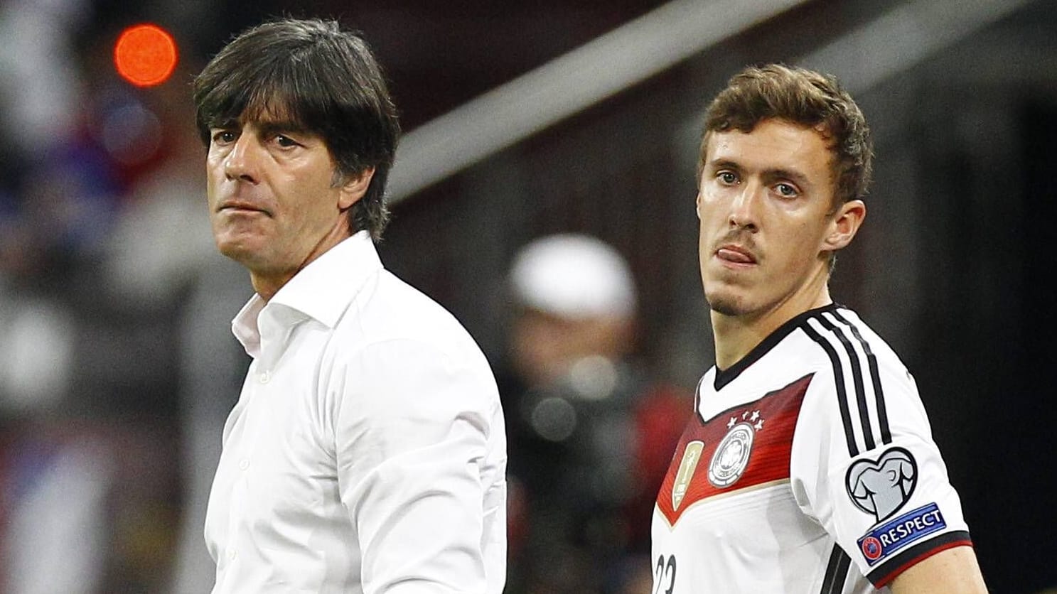 Joachim Löw (l.) und Max Kruse arbeiten als Trainer und Spieler im DFB-Team zusammen.