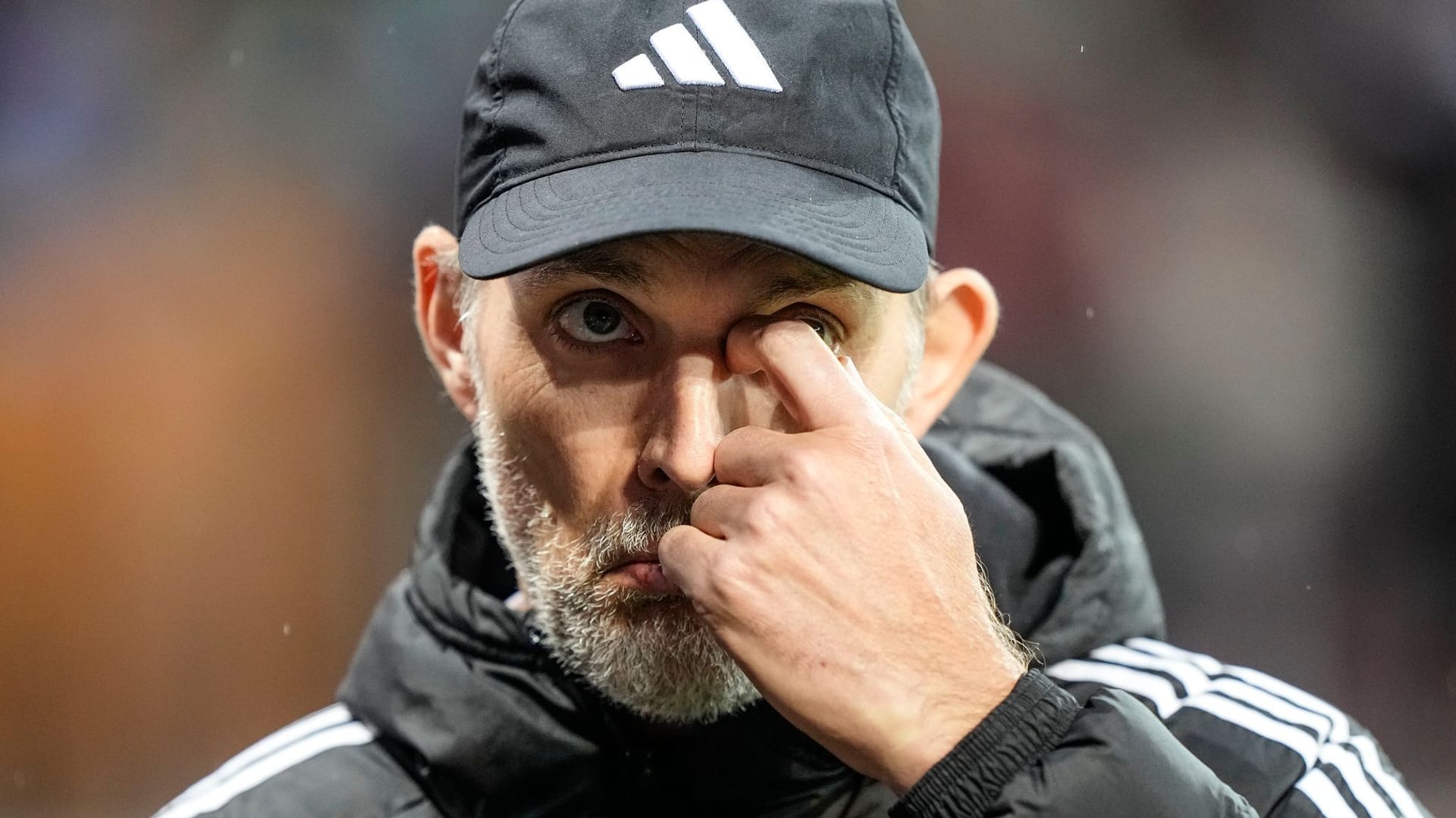 Thomas Tuchel: Der Bayern-Coach lag mit seiner gewählten Taktik gegen Leverkusen daneben. Thomas Tuchel: Der Bayern-Coach lag mit seiner gewählten Taktik gegen Leverkusen daneben.