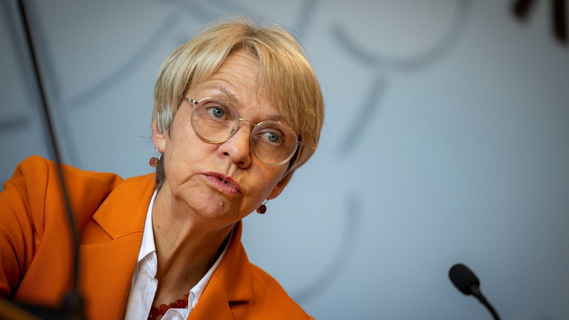 NRW-Schulministerin Dorothee Feller NRW-Schulministerin Dorothee Feller