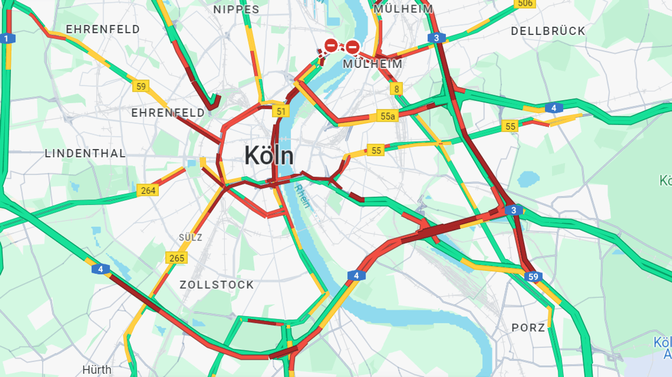 Screenshot Google Maps: Die Staukarte zeigt fast ausschließlich rote Straßen im Kölner Stadtgebiet (Stand 19.03 Uhr)