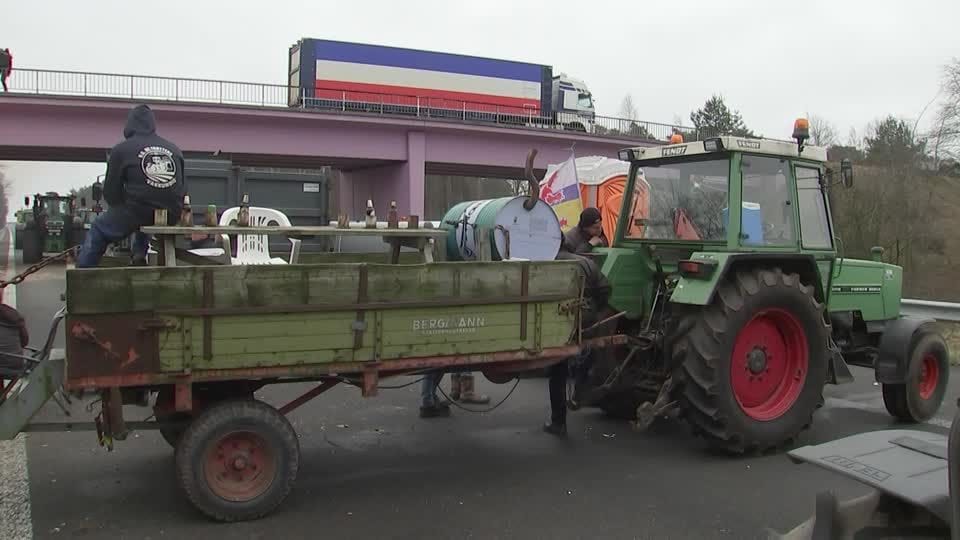 BAUERN-FRANKREICH/BLOCKADE