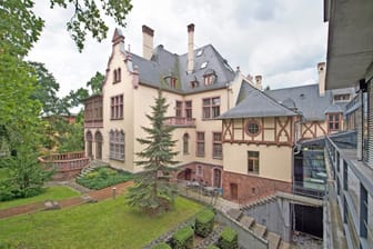 Die Villa Riedel, eines der Gebäude der Max-Planck Gesellschaft in Halle: Das Institut trennte sich jetzt von einem Mitarbeiter wegen seiner Israel-Ausführungen.