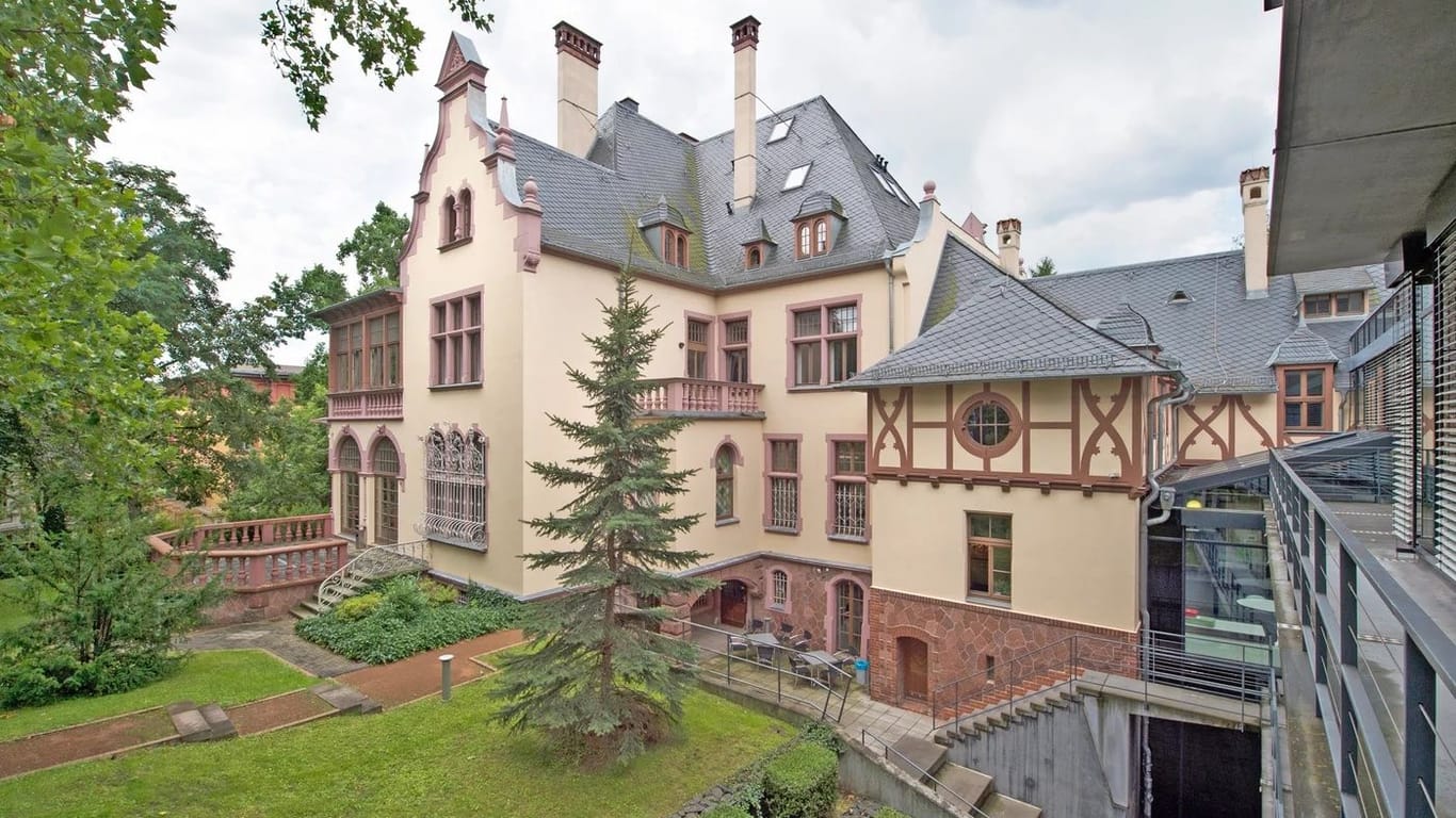 Die Villa Riedel, eines der Gebäude der Max-Planck Gesellschaft in Halle: Das Institut trennte sich jetzt von einem Mitarbeiter wegen seiner Israel-Ausführungen.