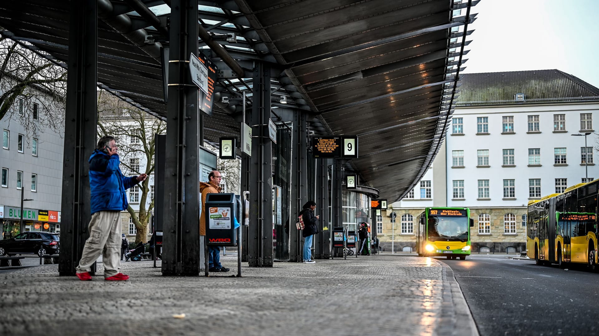 Oberhausener Bahnhof: Dort eskaliert der Streit und endete für einen jungen Mann tödlich.