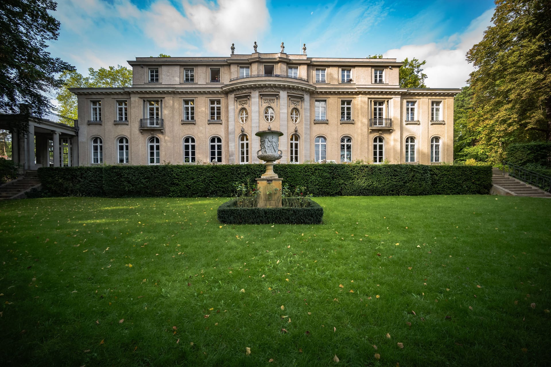 Das Haus der Wannseekonferenz (Symbolbild): Hier planten Nazi-Größen den Holocaust, die millionenfache Vernichtung jüdischer Menschen.