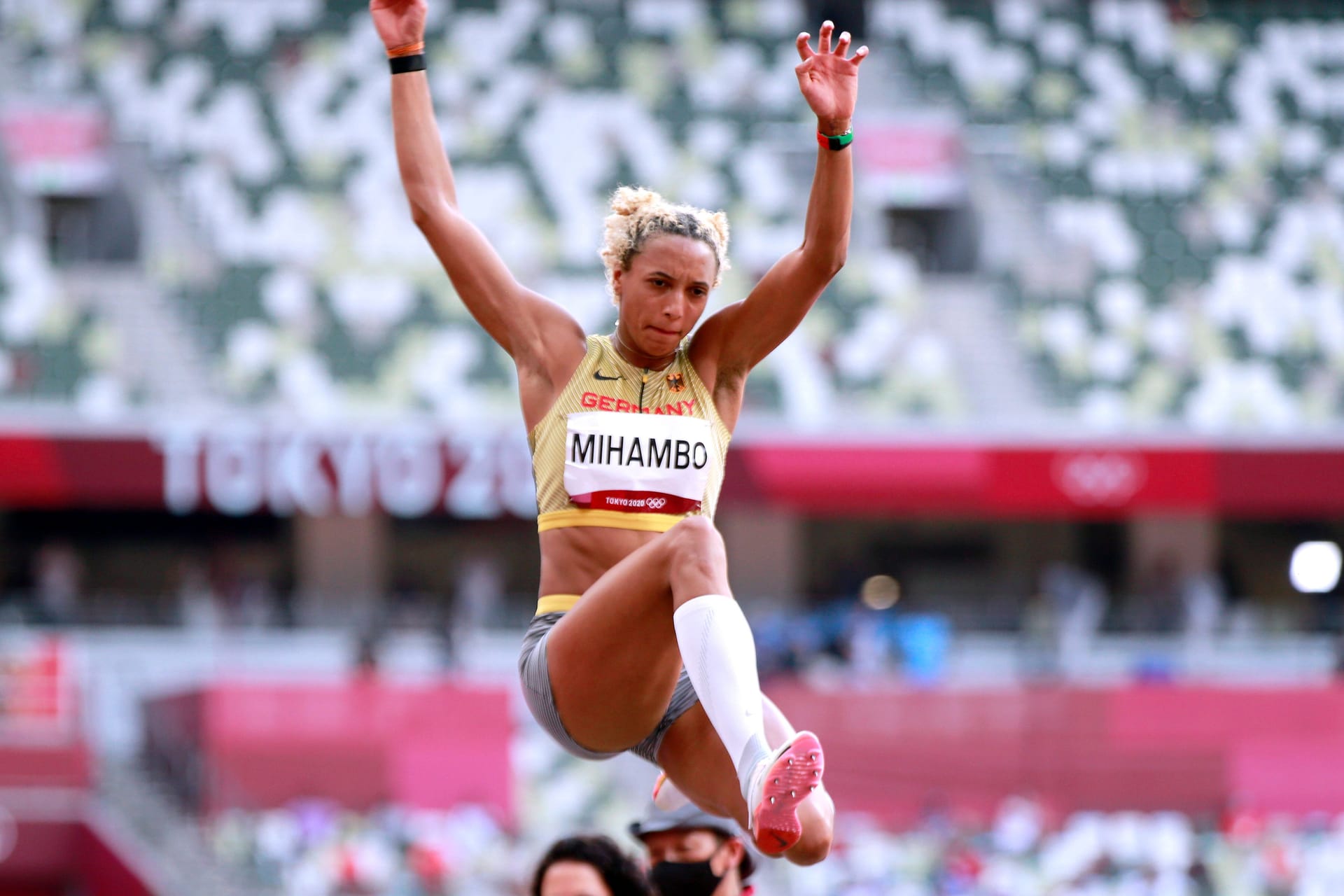 Mihambo voll konzentriert: Mit ihrem letzten Sprung knackte sie in Japan die 7,00 Meter.
