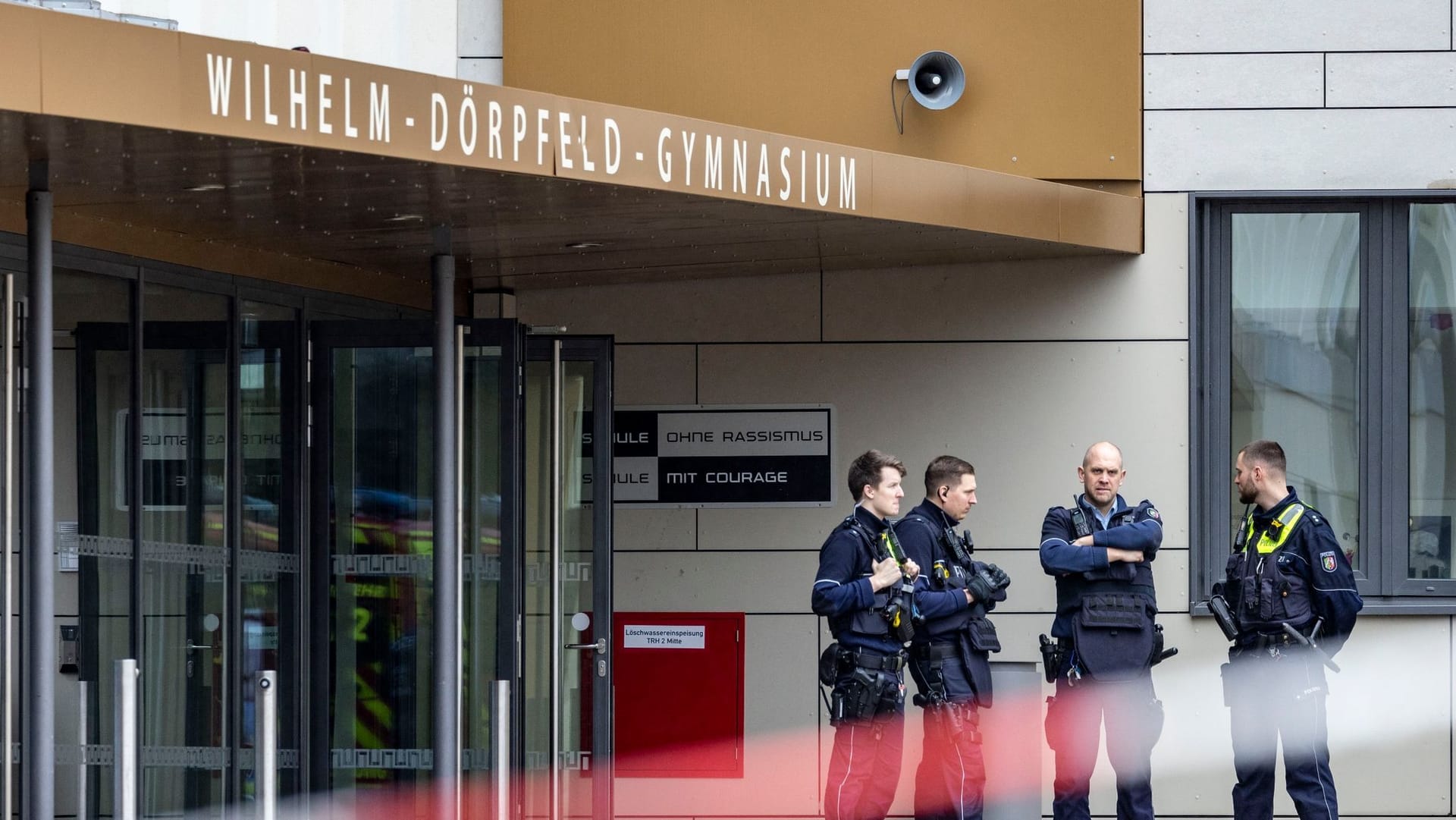 Mehrere Schüler in Wuppertal verletzt - Verdächtiger festgenommen