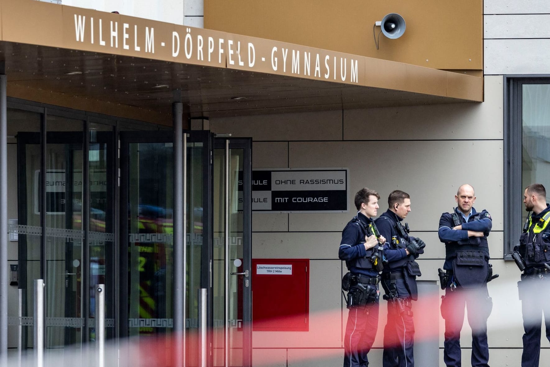 Mehrere Schüler in Wuppertal verletzt - Verdächtiger festgenommen