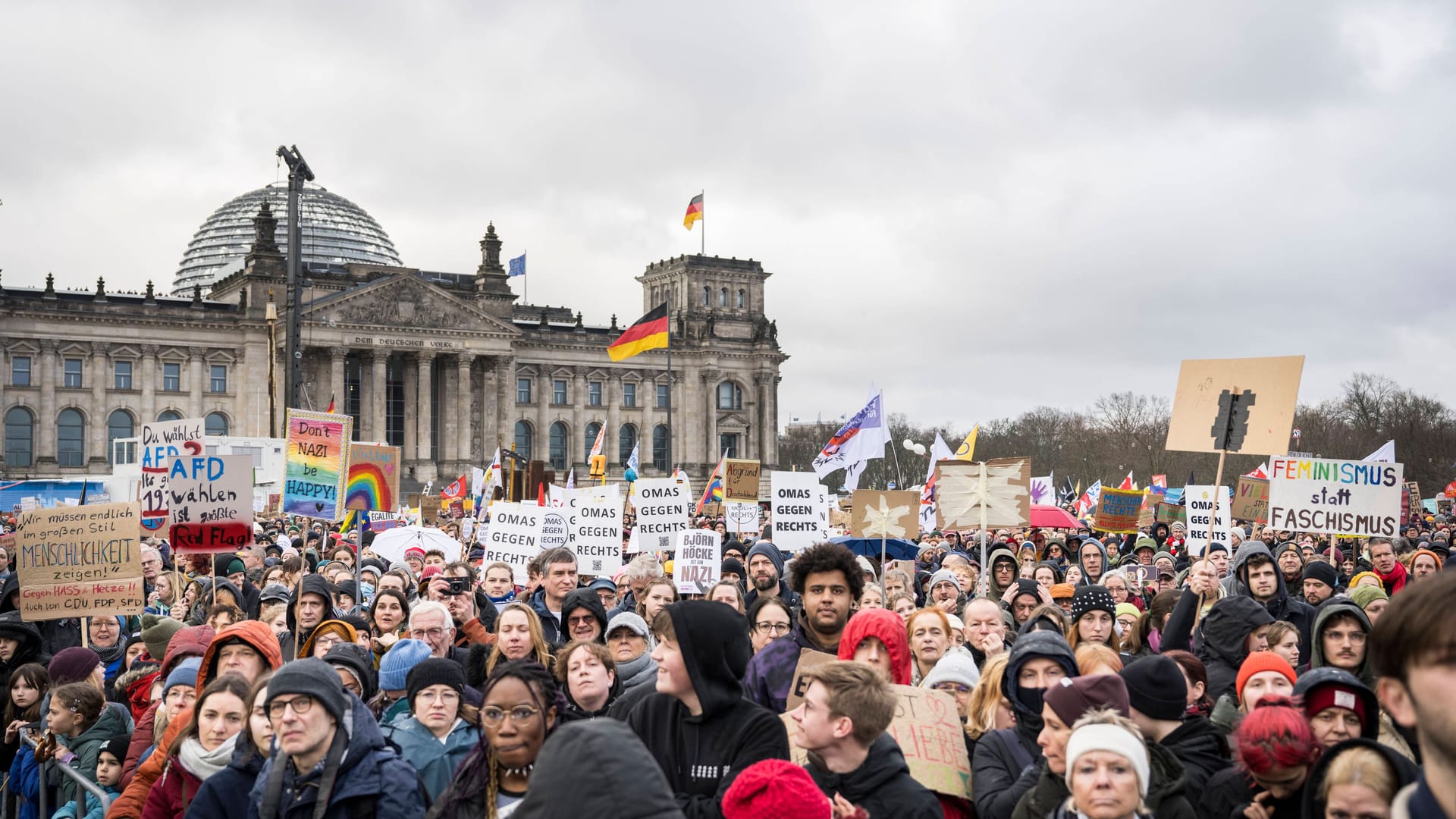 Demonstration gegen Rechtsextremismus und die AfD in Berlin am Samstag: Mehr als 150.000 kamen laut Polizei.