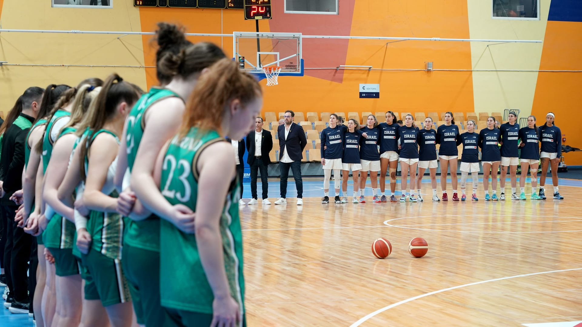 Distanz zwischen den Teams: Irlands Basketballerinnen reagierten deutlich auf den Antisemitismus-Vorwurf.