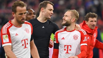 In Spiel eins nach der beschlossenen Trennung von Chefcoach Thomas Tuchel besiegt der FC Bayern seinen Angstgegner RB Leipzig mit 2:1. Harry Kane sichert dem Rekordmeister den Sieg mit einem Doppelpack. Aber nicht alle Münchner können überzeugen. Die Einzelkritik.