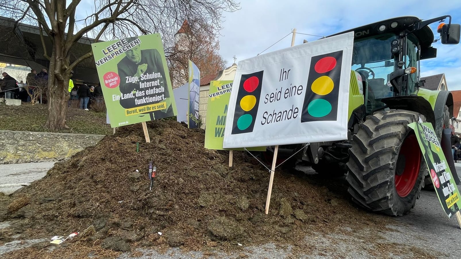 Biberach: Massive Bauernproteste – Grüne sagen politischen Aschermittwoch ab