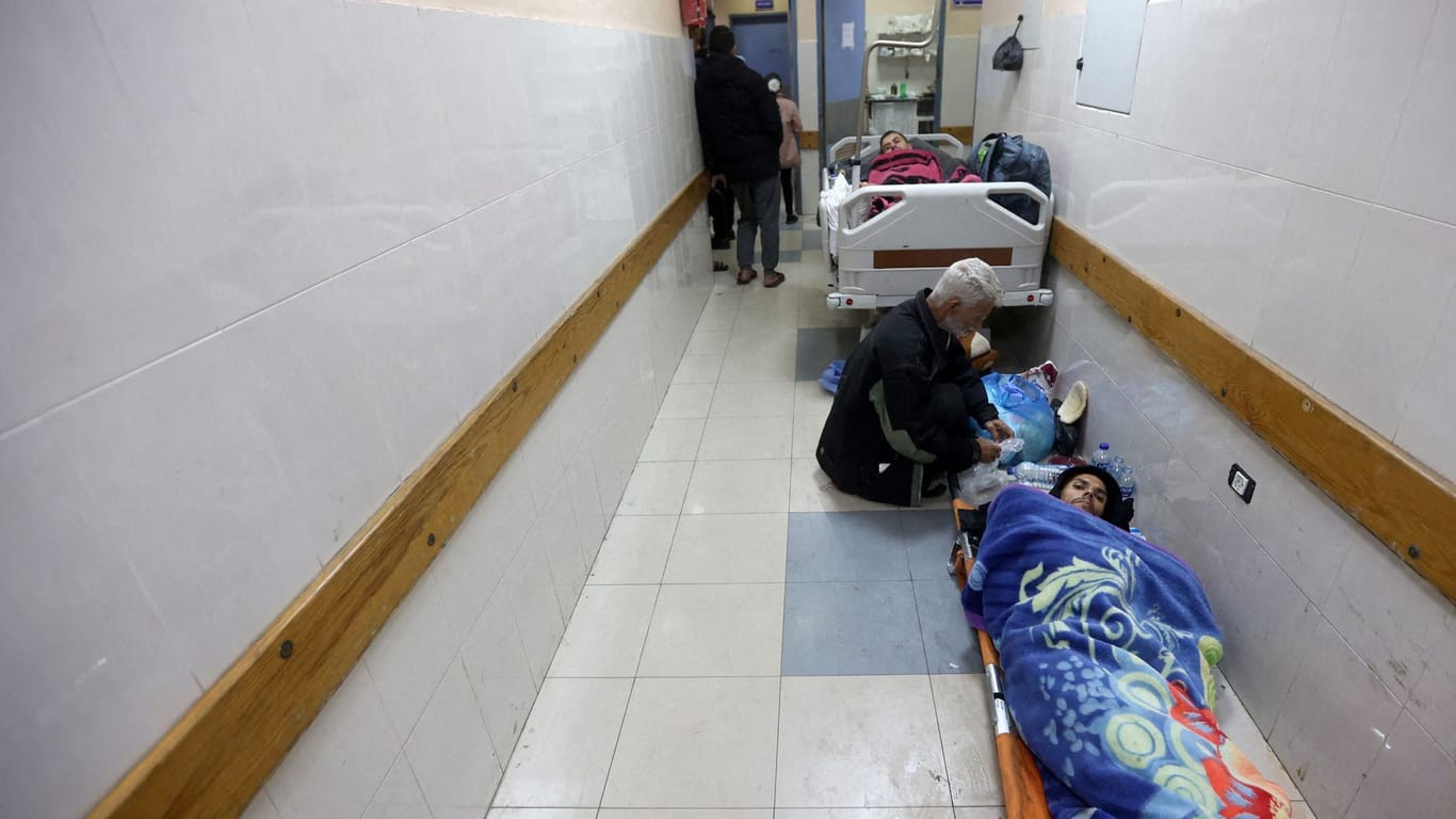 ISRAEL-PALESTINIANS/GAZA-HOSPITAL
