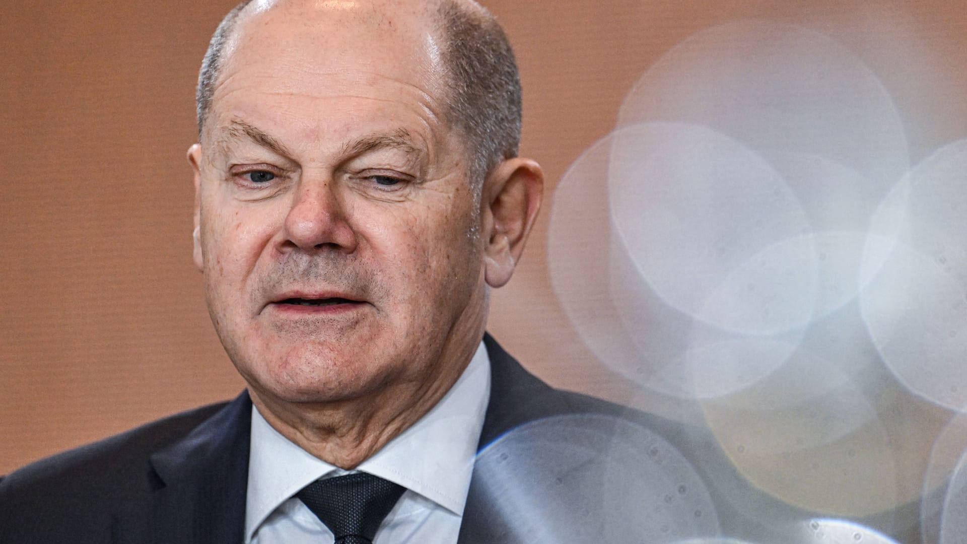 Kanzler Olaf Scholz (SPD) bei einer Sitzung des Bundeskabinetts.