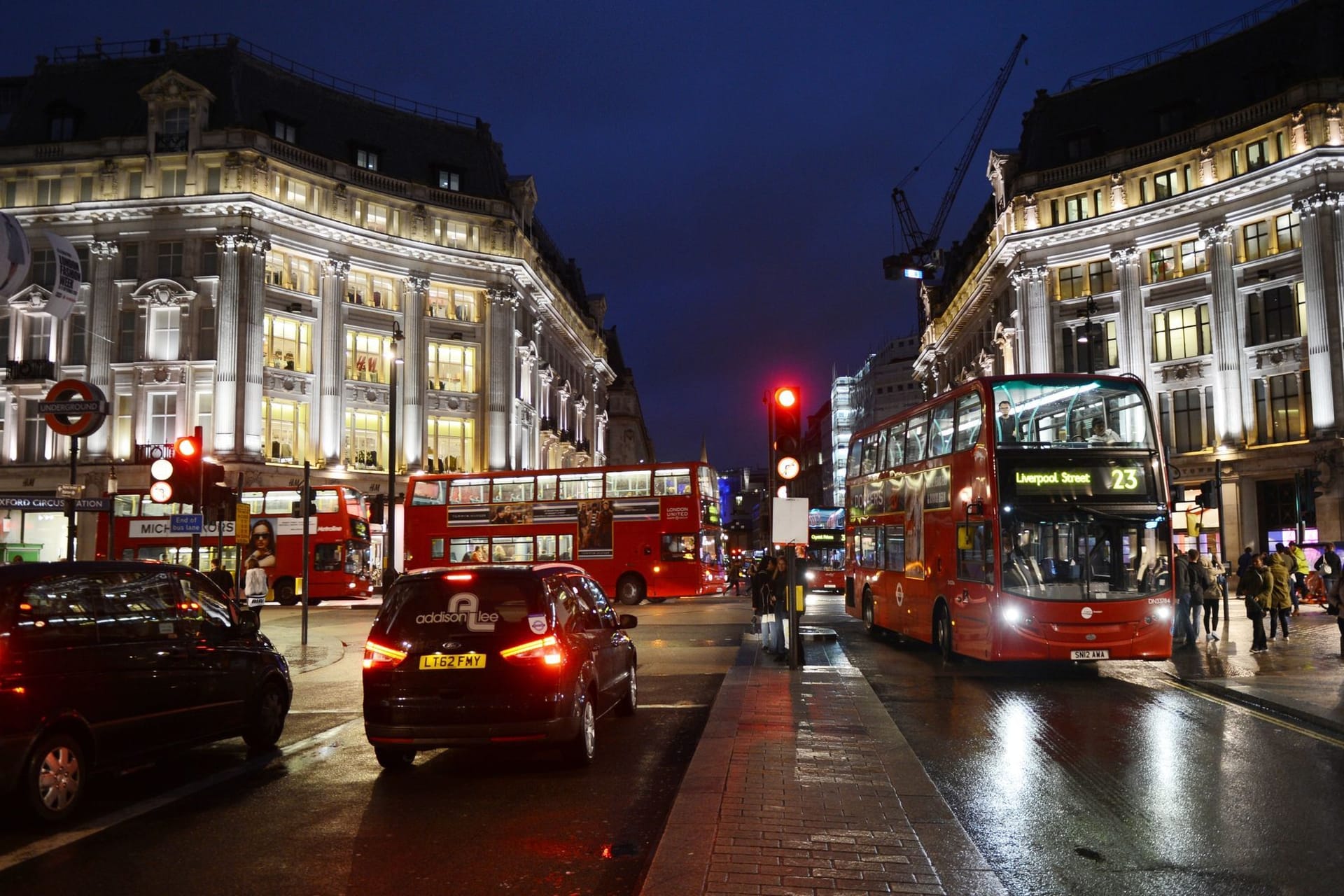 Autos in London