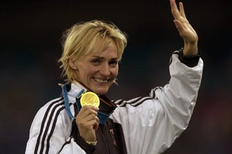 Heike Drechsler: 2000 in Sydney gewann sie ihre zweite olympische Goldmedaille.