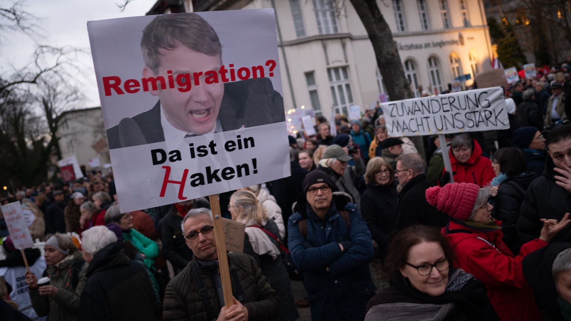 Demonstration gegen Poggenburg Auftritt Demonstration gegen Poggenburg Auftritt