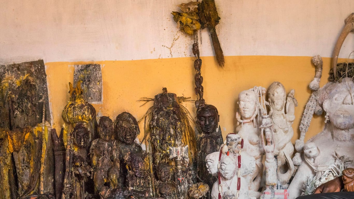 Ein Voodoo-Tempel (Symbolbild): Voodoo ist eine westafrikanische Religion, die für ihre außergewöhnlichen Rituale bekannt ist.