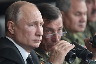 Wladimir Putin: Exil-Diplomat Boris Bondarew schließt einen russischen Angriff auf Nato-Territorium nicht aus.