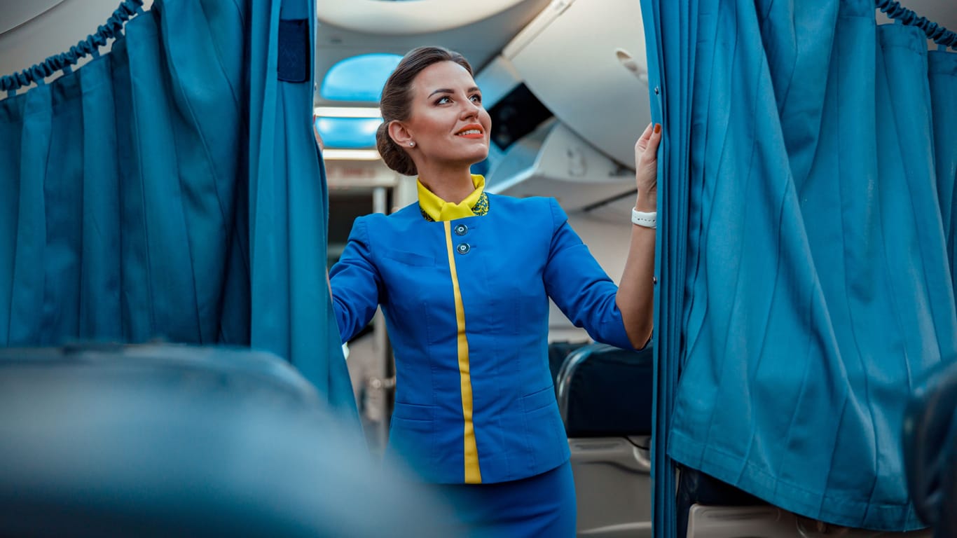 Mehr Raum pro Fluggast: Für einen Business-Class-Passagier könnten mehrere Fluggäste in der Economy Class Platz finden.