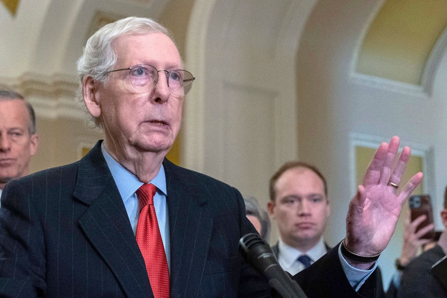 Senatsminderheitsführer Mitch McConnell von den Republikanern: Seine Partei hat sich weiterer Hilfen für die Ukraine widersetzt.