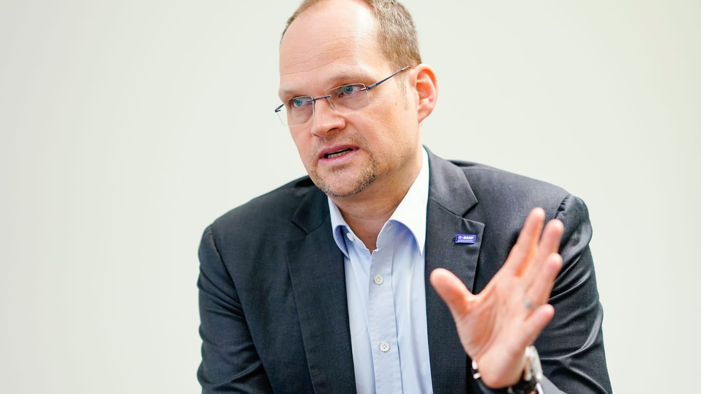 Dirk Elvermann