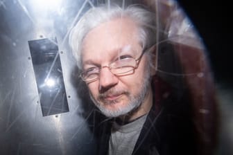 Julian Assange