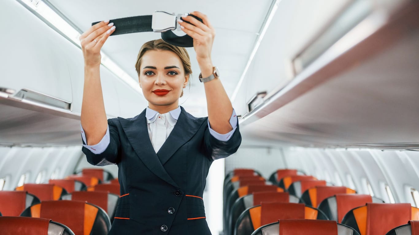 Arbeitsanweisung beachten: Für das Flugpersonal gelten strenge Vorschriften.