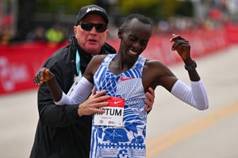 Sieger Kelvin Kiptum beim Chicago-Marathon im Oktober 2023.