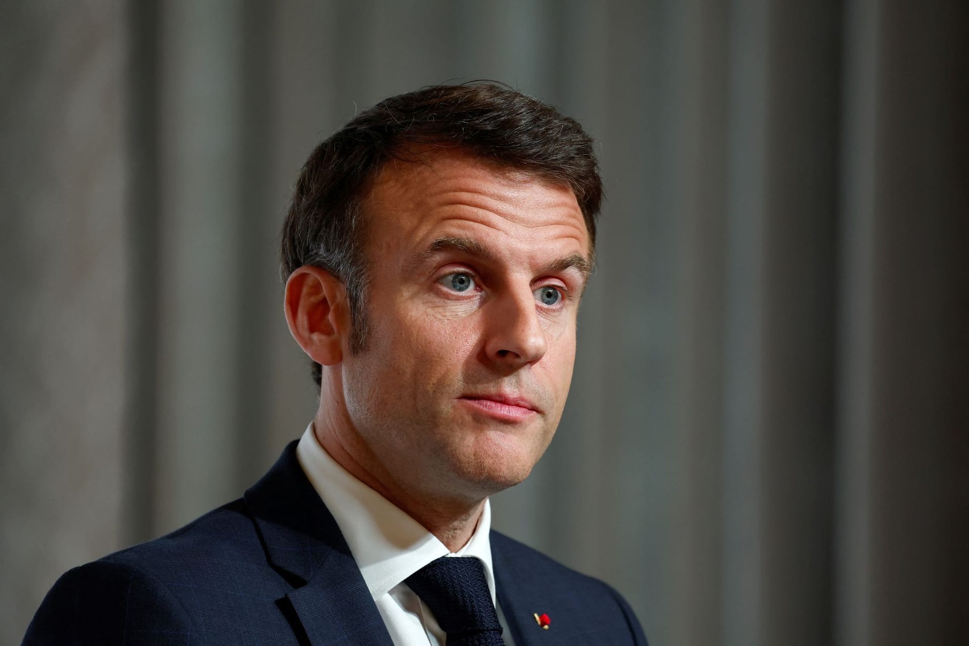 Der französische Präsident Emmanuel Macron erwägt einen drastischen Schritt im Ukrainekrieg.