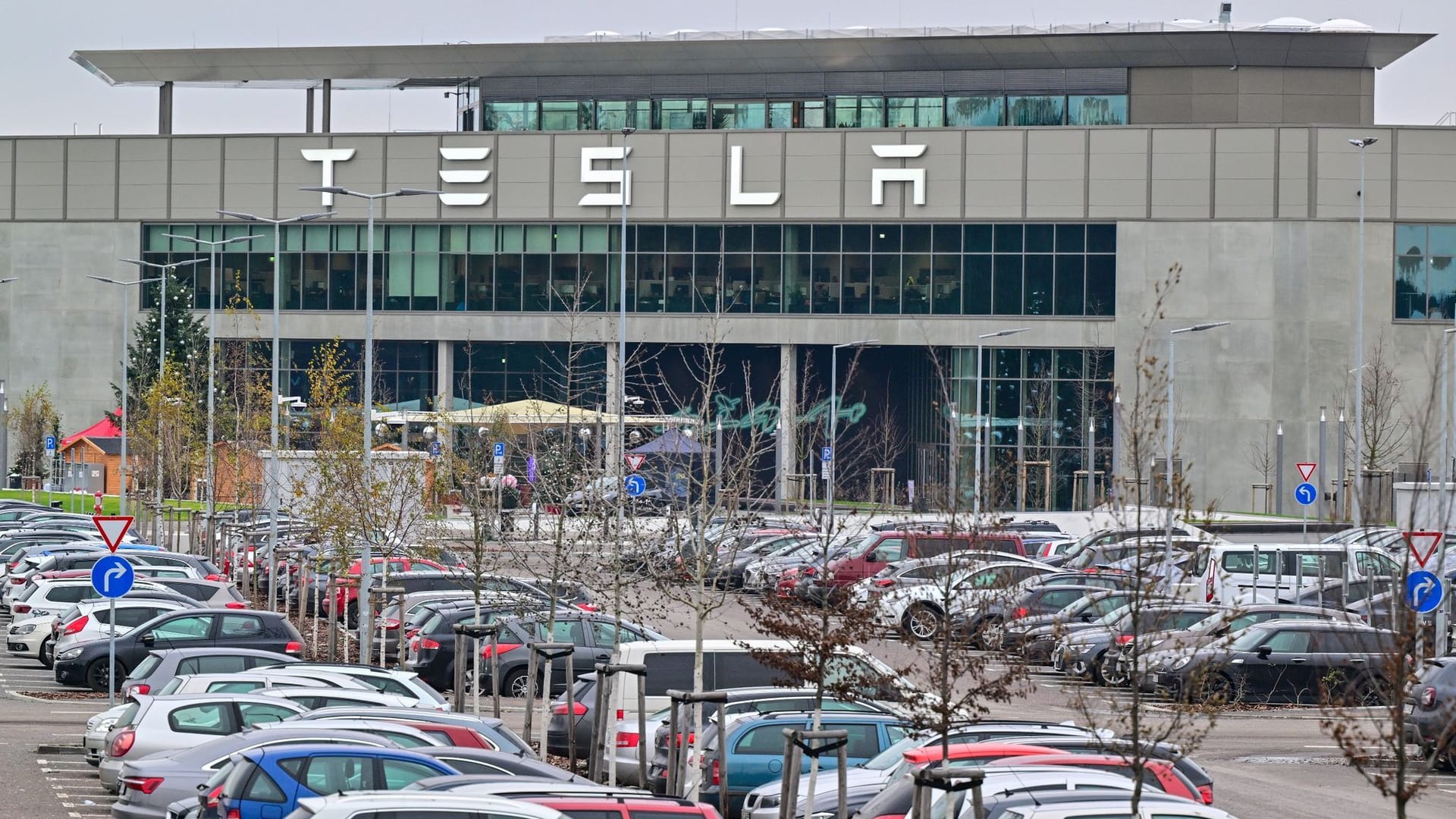 Tesla Gigafactory Berlin-Brandenburg Tesla Gigafactory Berlin-Brandenburg