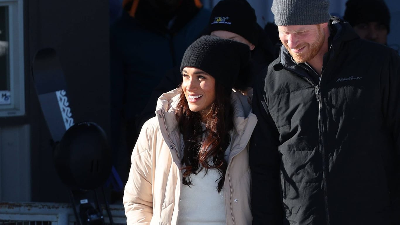 Herzogin Meghan und Prinz Harry: Am Valentinstag ging es für das Paar auf die Skipiste.