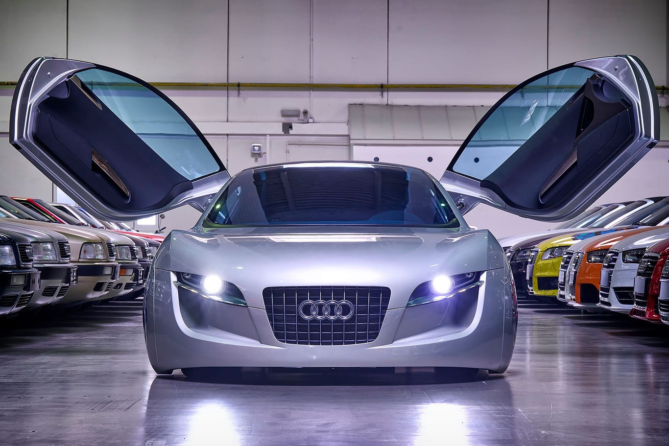 Filmstar mit Flügeltüren: Der Audi RSQ aus "I, Robot".