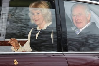 Königin Camilla und König Charles III.: Das britische Königspaar am Tag nach Bekanntwerden der Krebsdiagnose des Monarchen.