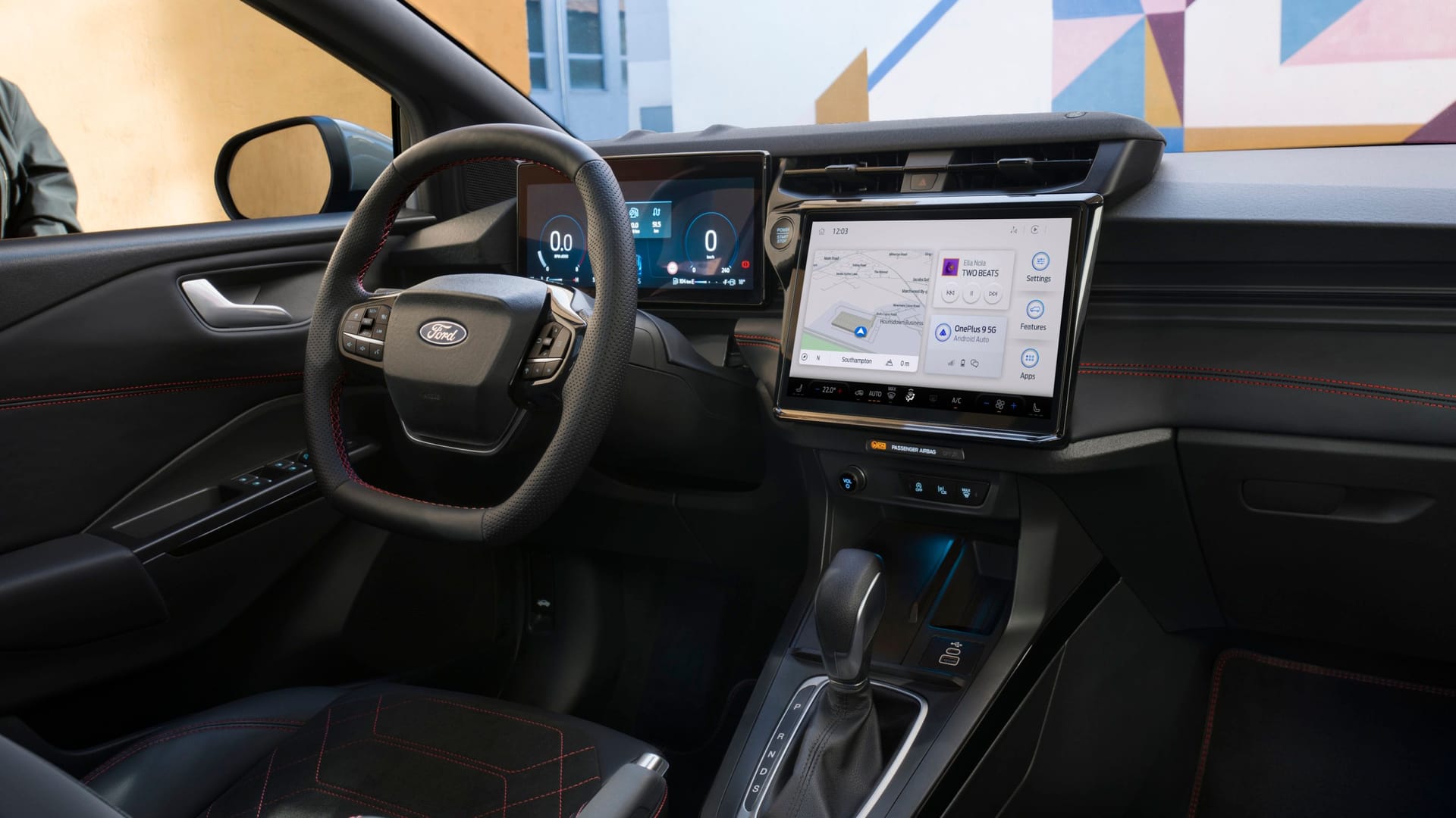 Wichtigste Neuerung im Rahmen der Modellpflege: Das modernisierte Cockpit mit dem Infotainmentsystem Sync4.