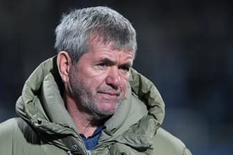 Friedhelm Funkel: Er soll den 1. FC Kaiserslautern vor dem Abstieg retten.