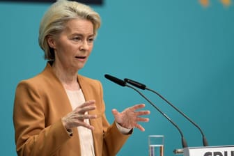 Ursula von der Leyen während der Pressekonferenz nach ihrer Nominierung durch die CDU.