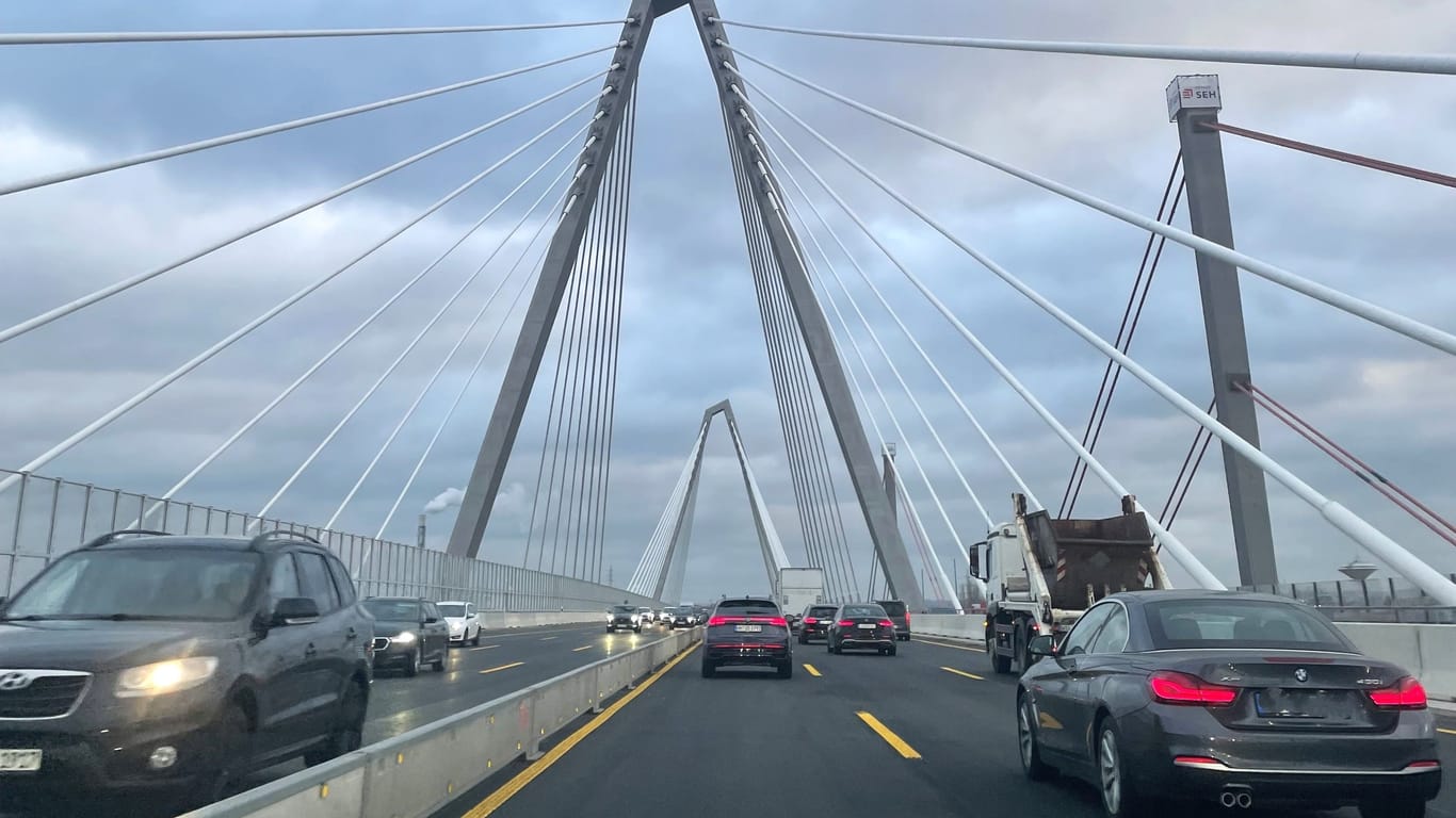 Die neue Leverkusener Brücke ist seit Sonntag eröffnet.