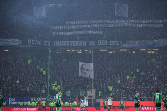 Hamburg gegen Hannover: Fans überschatten das Spiel.
