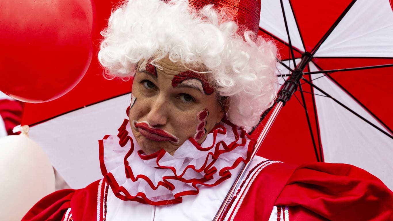 Trauriger Clown (Symbolbild): Ein Großteil der Norddeutschen hat keinen Bezug zum Karneval.