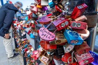 Valentinstag: Wie Liebe unser Gehirn auf den Kopf stellt