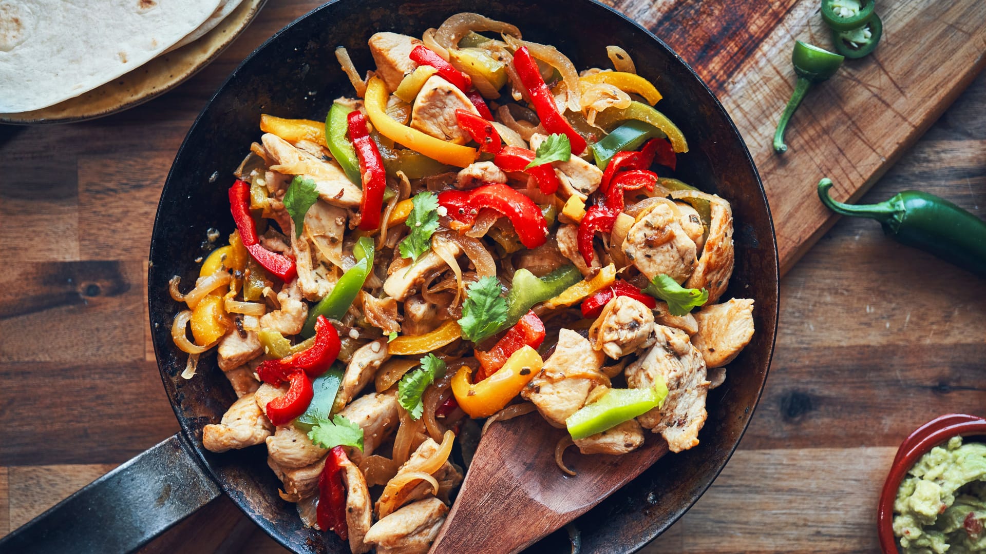 Hühnchen mit Paprika und Kartoffeln