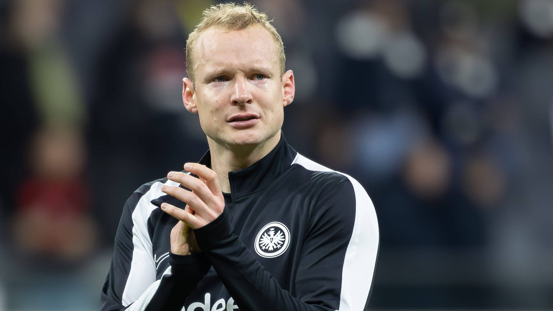 Eintracht-Publikumsliebling Rode: Lange Jahre im Verein. Eintracht-Publikumsliebling Rode: Lange Jahre im Verein.