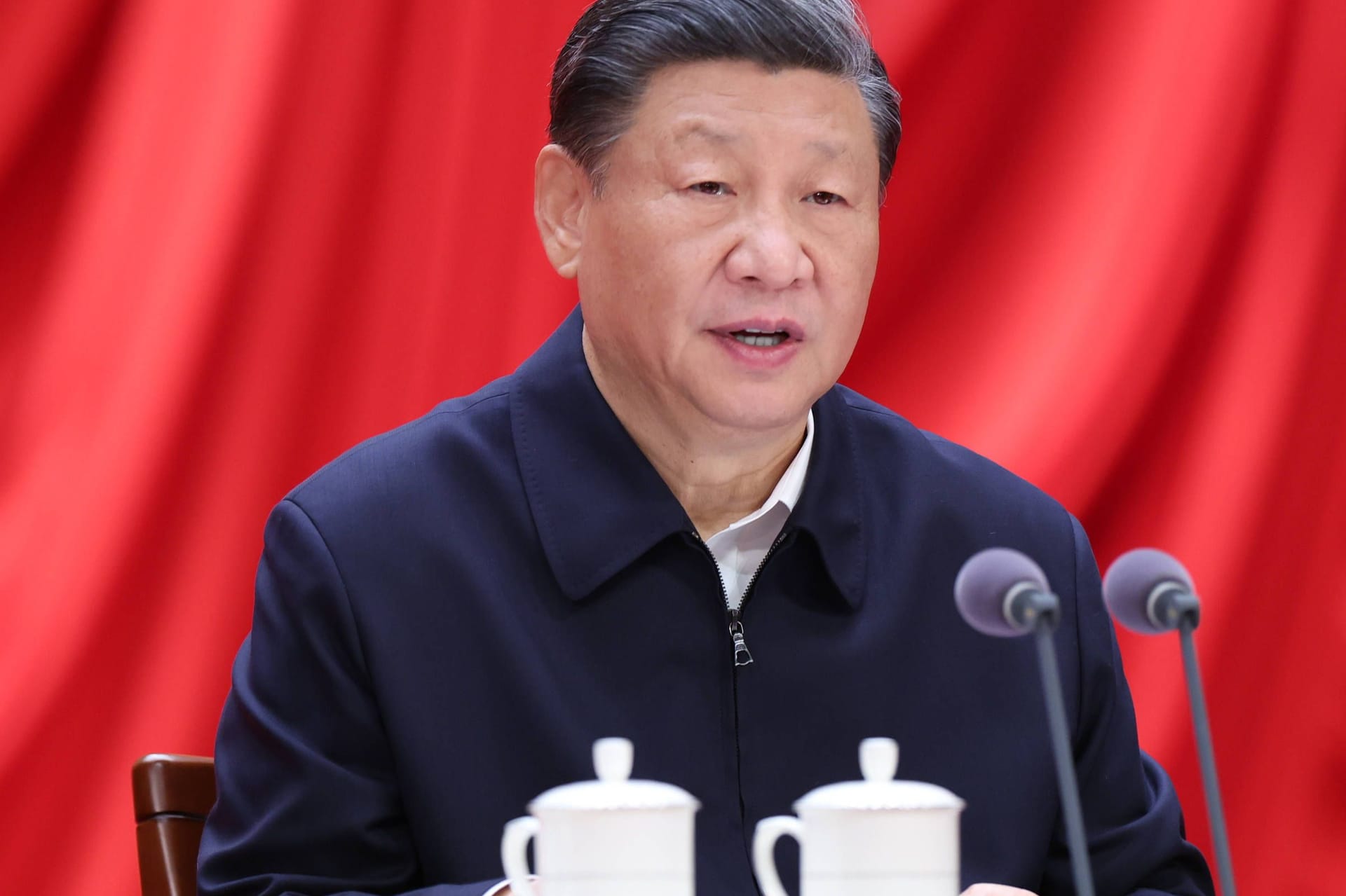 Chinas führender Autokrat Xi Jinping beim Nationalen Volkskongress 2023.