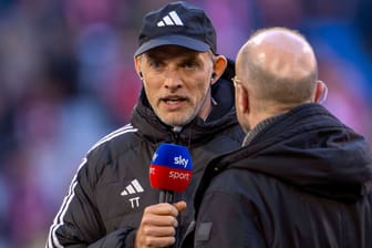 Bayern-Trainer Tuchel (li.) im Gespräch mit Sky-Reporter Patrick Wasserziehr (Archivbild): Klare Worte zur Aufstellung.